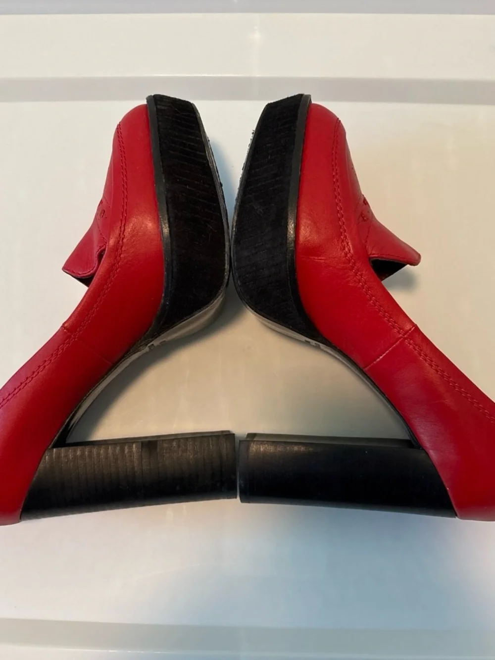 Marc by Marc Jacobs Red Leather Pointed Loafers